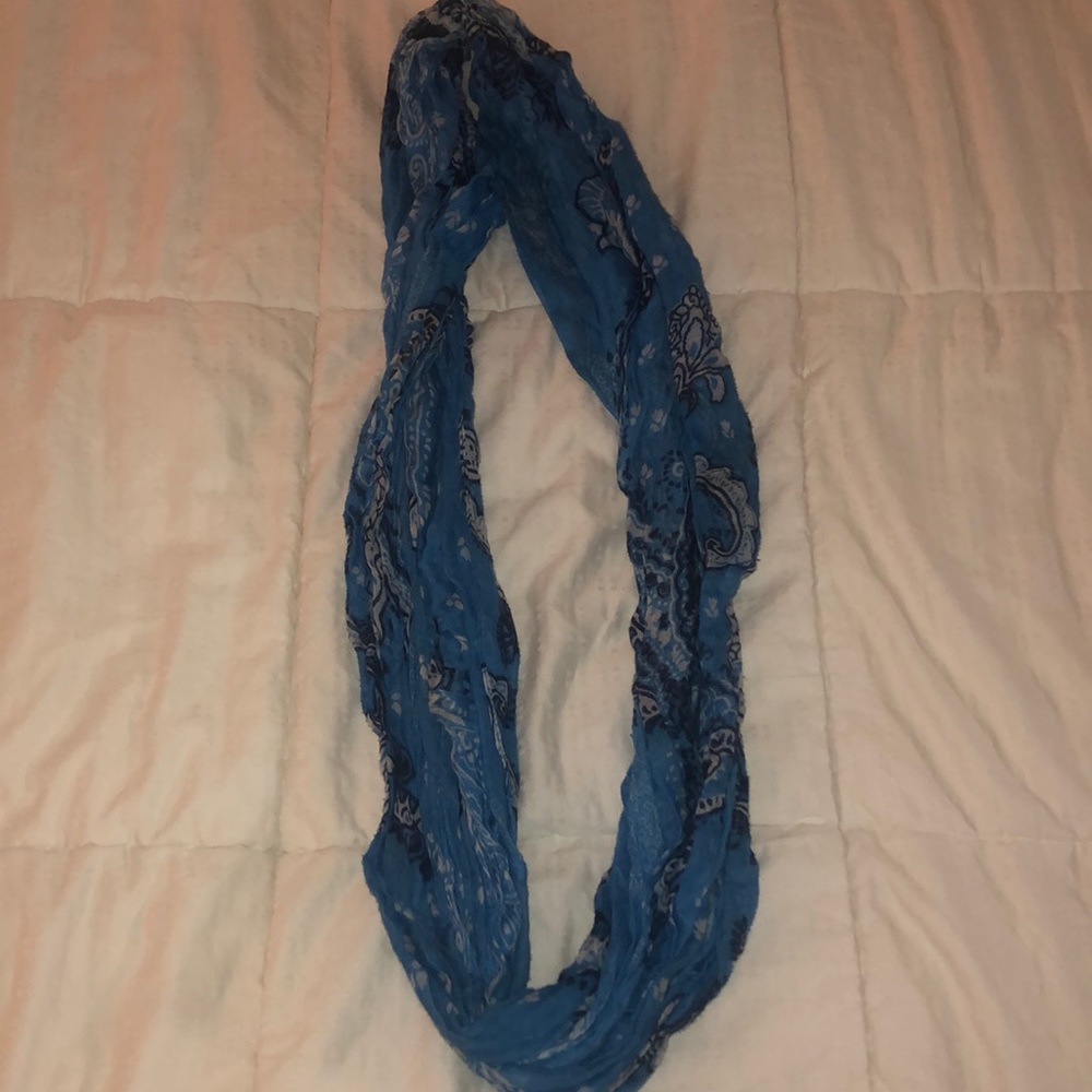 Blue Infinity Scarf - Picture 2 of 3